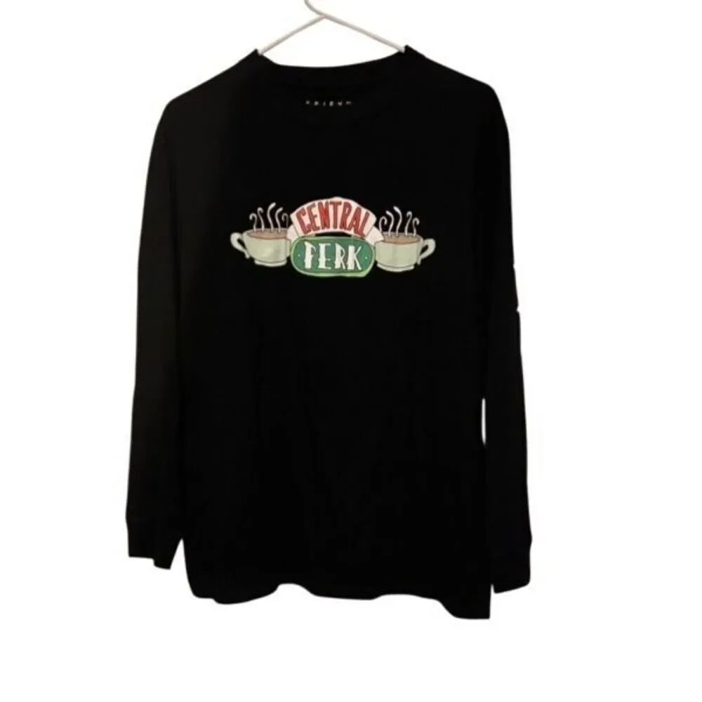 Friends Central Perk Size XL Long Sleeved T-Shirt *Read*